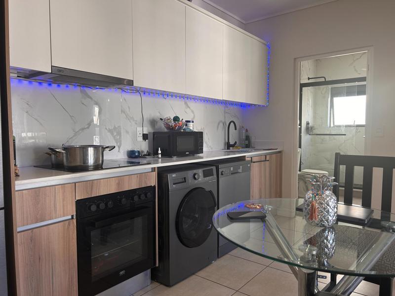 To Let 1 Bedroom Property for Rent in Sandown Western Cape